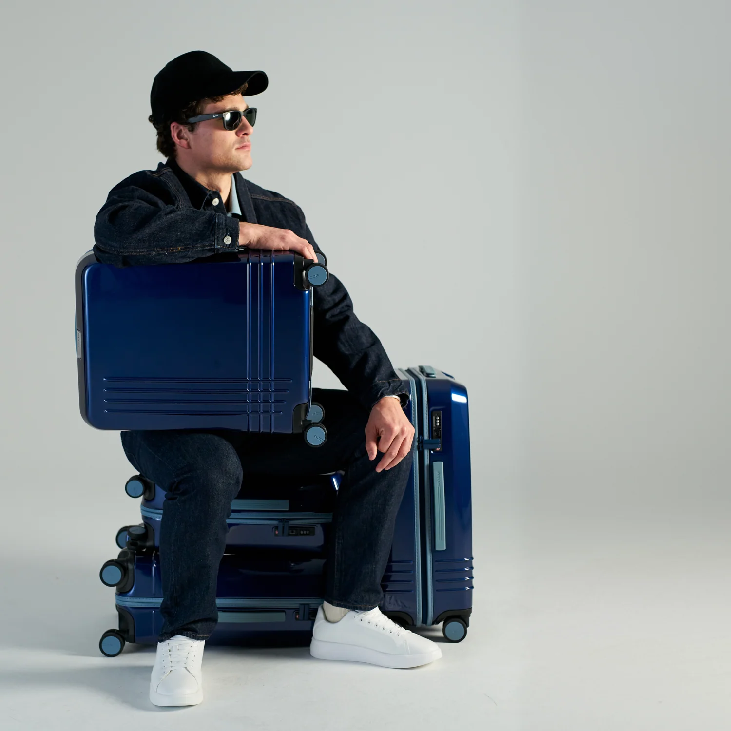 Large Carry-On - Image 42