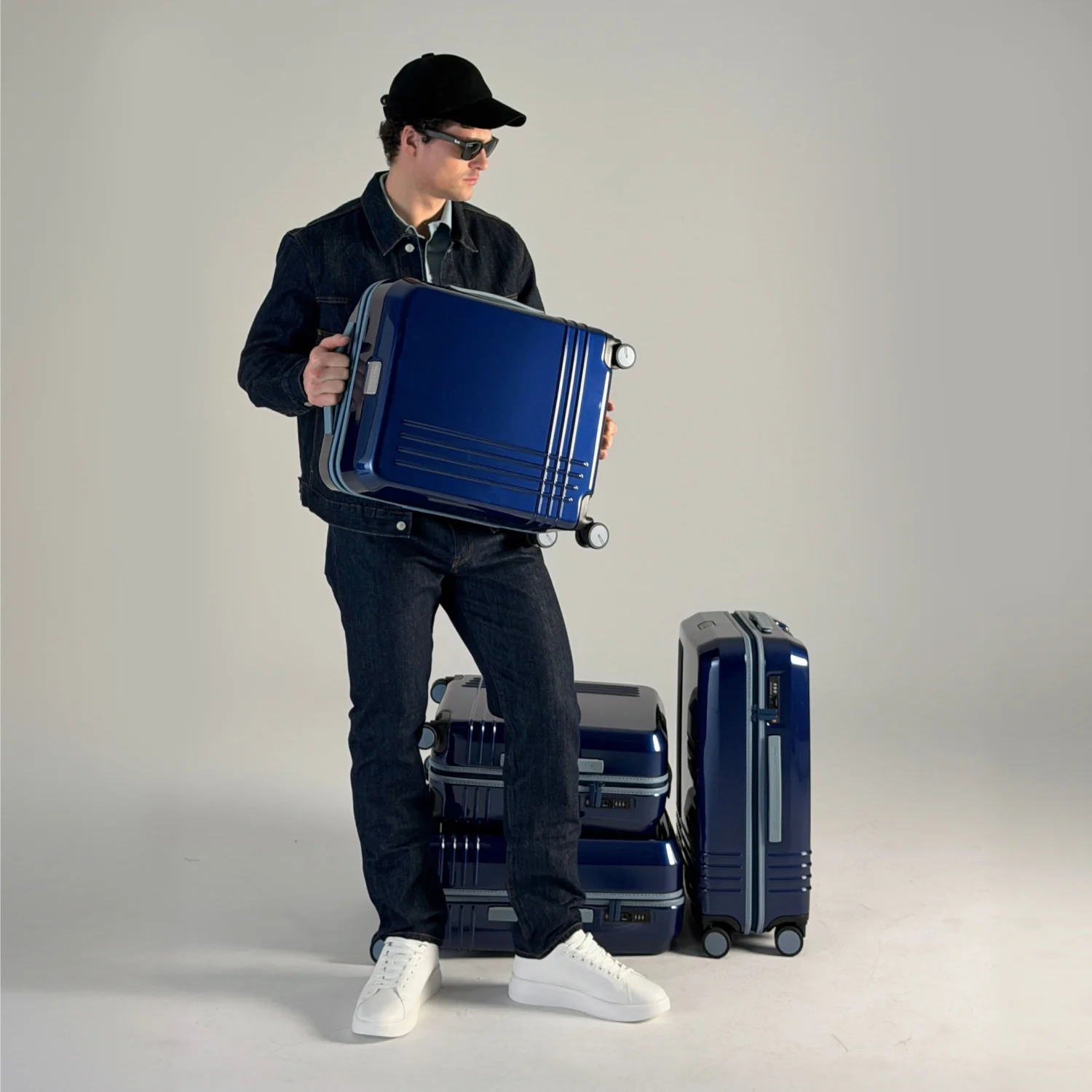 Large Carry-On Expandable - Image 18
